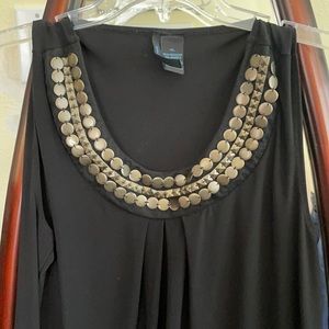 Sleeveless black shirt